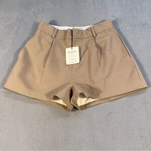 Rubies Women's Tan/Beige Tailored Shorts, lined, side pockets, size M